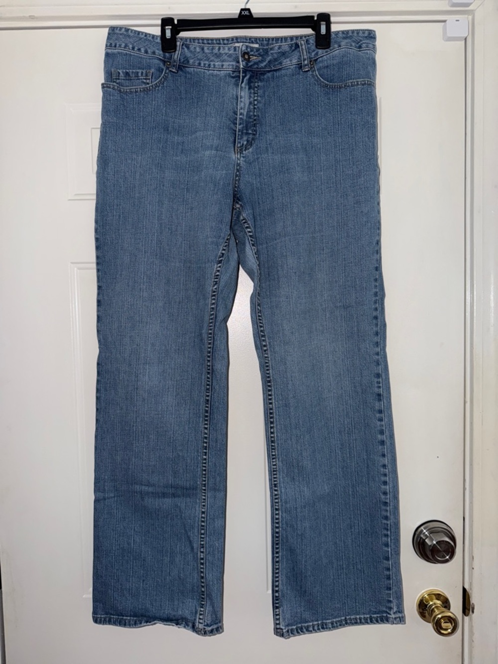 Women’s Coldwater Creek Light Blue Straight-Leg Jeans. Sz 18W